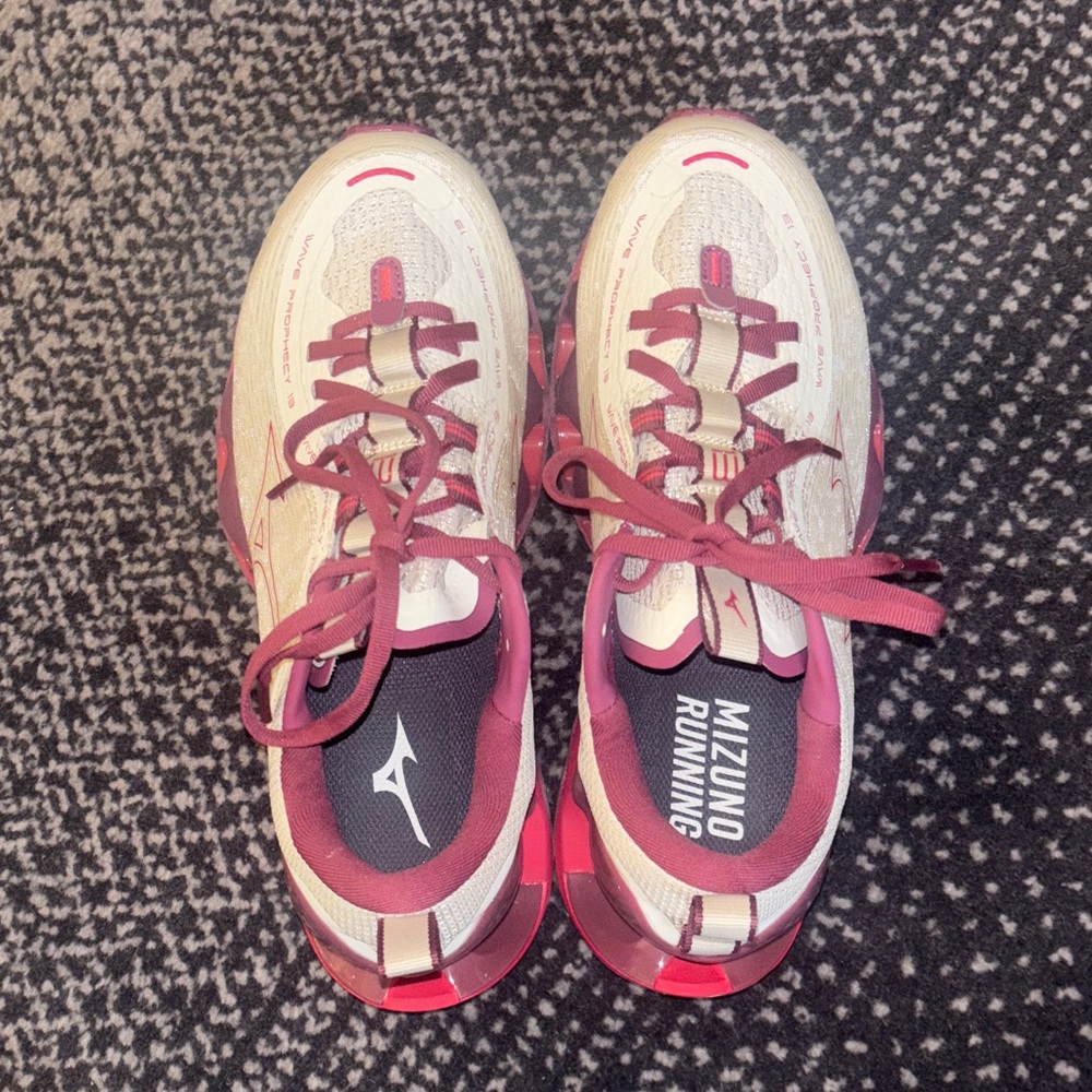 Mizuno Women's Running Sneakers White and Pink | Size 8